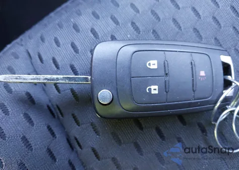 2013 Chevrolet Equinox Ls z USA, uszkodzony, nr VIN 2GNALBEKXD1152015